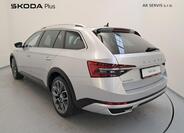 Škoda Superb 9