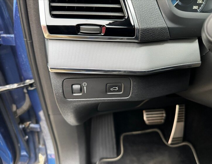 Volvo XC90 Ostatní 2,0 l 173 kw