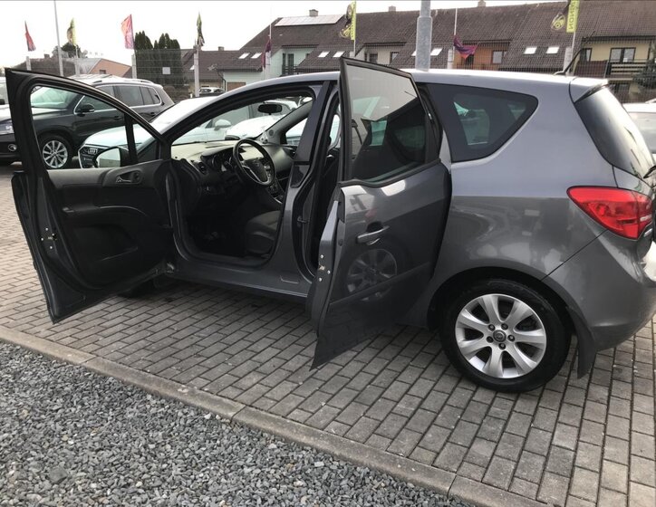 Opel Meriva MPV 1,4 l 74 kw