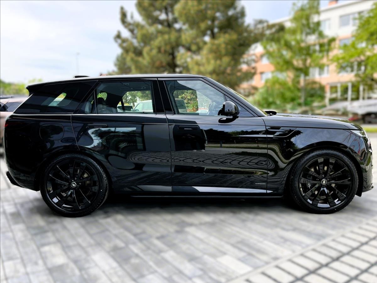 Land Rover Range Rover Sport SUV 4,4 l 390 kw