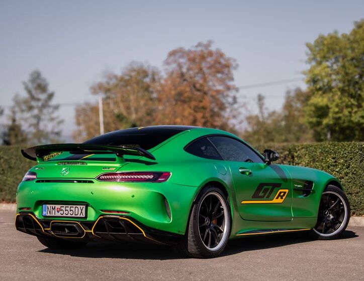 Mercedes-Benz AMG GT 9
