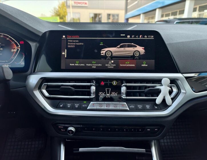 BMW Řada 3 Sedan 2,0 l 140 kw