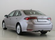 Toyota Corolla Sedan / Limuzína 1,5 l 92 kw