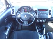 Mitsubishi Outlander 20
