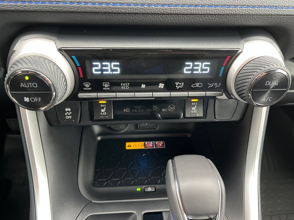 Toyota RAV4 SUV 2,5 l 131 kw