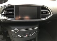 Peugeot 308 Kombi 1,2 l 81 kw