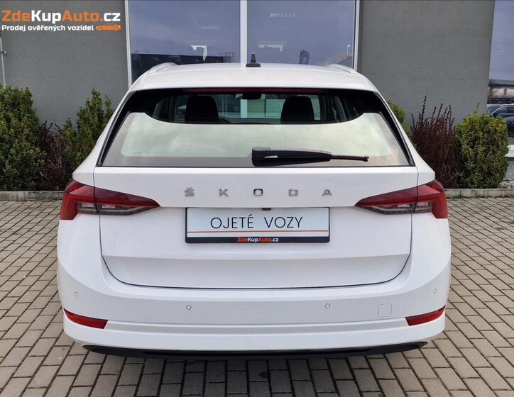 Škoda Octavia Kombi 2,0 l 85 kw