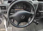 Mercedes-Benz Sprinter 11