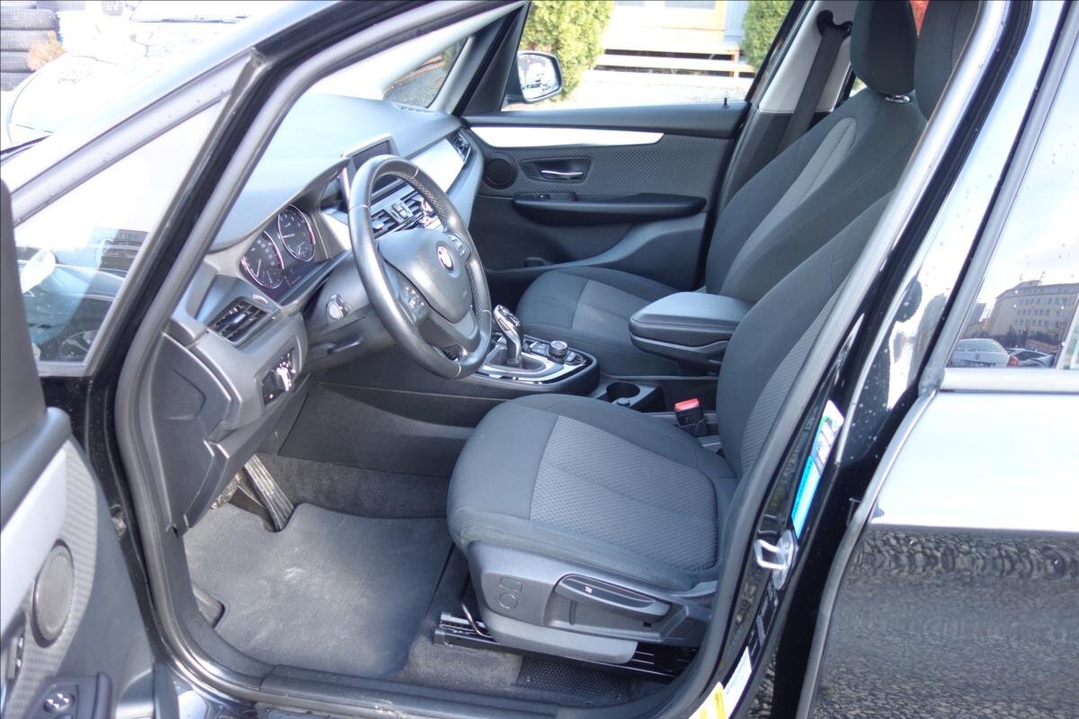 BMW Řada 2 MPV 1,5 l 103 kw