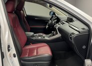 Lexus NX 300h SUV 2,5 l 145 kw