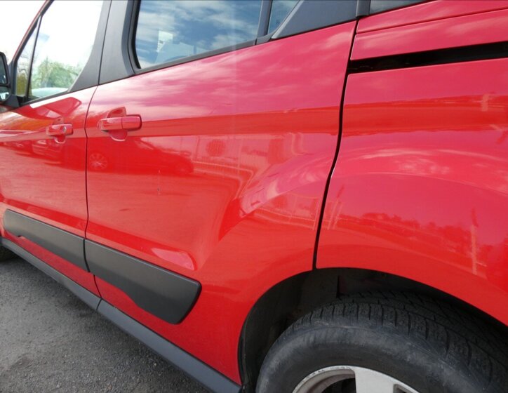 Ford Tourneo Connect MPV 998,0 74 kw