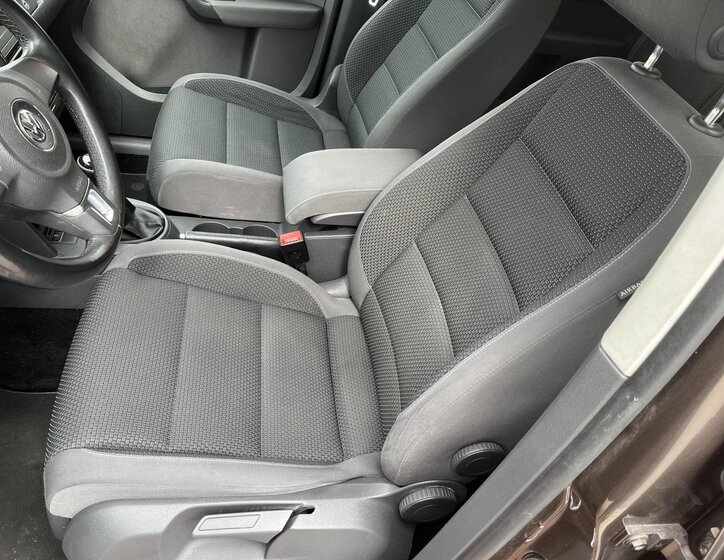 Volkswagen Touran Ostatní 1,2 l 77 kw