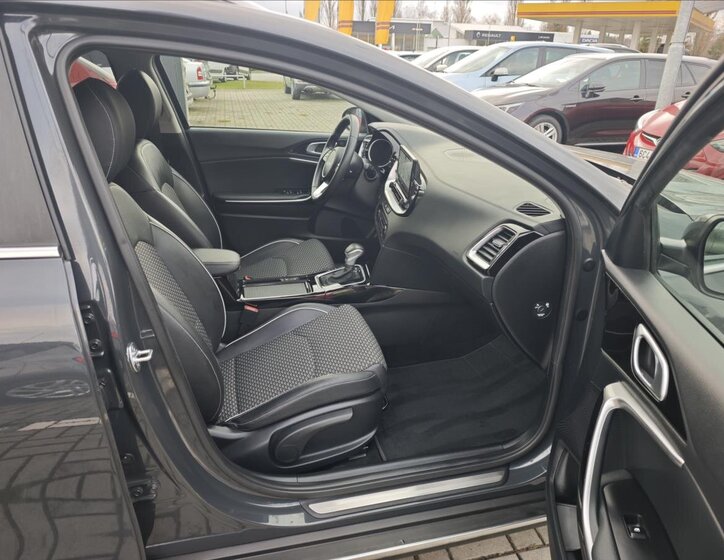 KIA XCeed SUV 1,5 l 103 kw