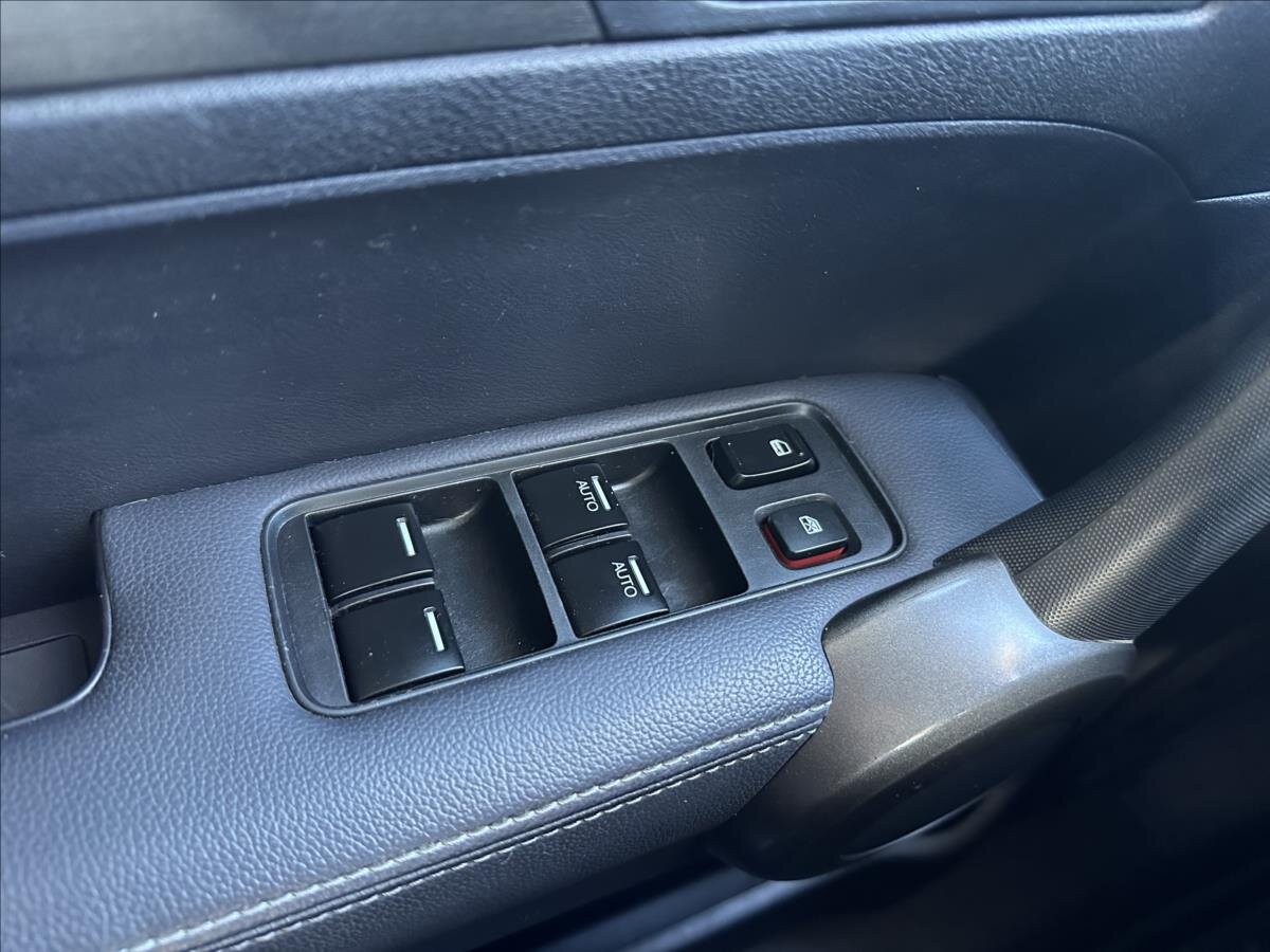 Honda CR-V SUV / Terénní 2,0 l 110 kw