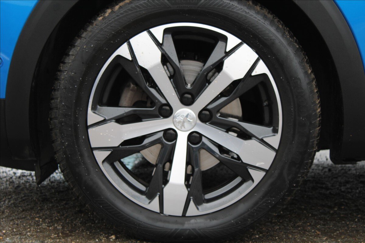 Peugeot 3008 SUV 1,5 l 96 kw