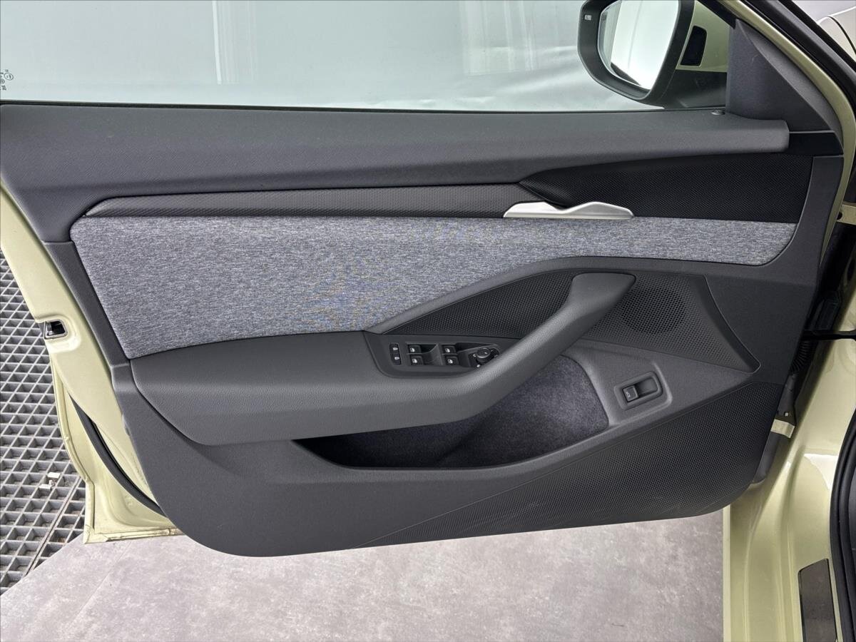 Škoda Superb Liftback 2,0 l 110 kw