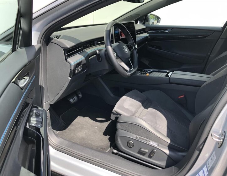 Volkswagen ID.7 Liftback 0,0 210 kw