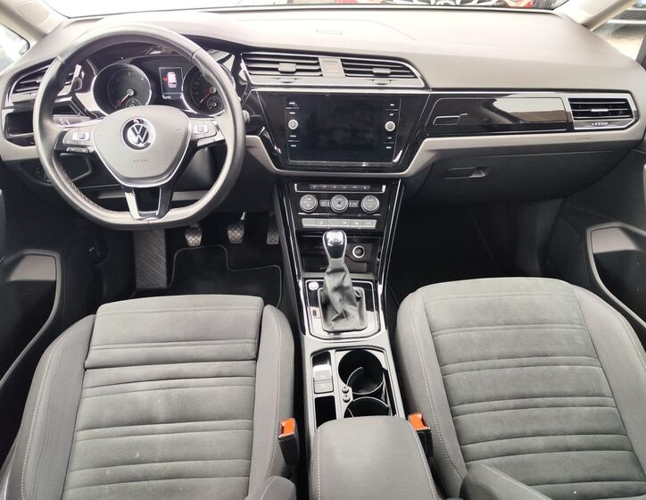 Volkswagen Touran 15