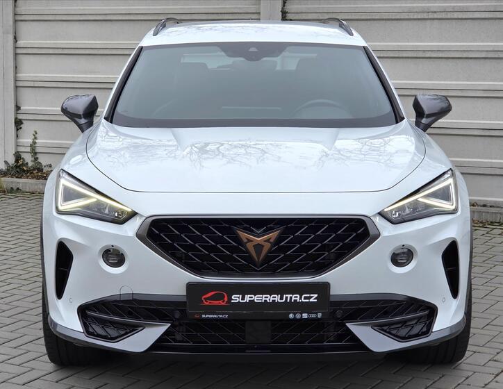 Cupra Formentor 2