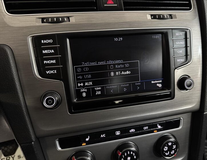 Volkswagen Golf Hatchback 1,4 l 81 kw