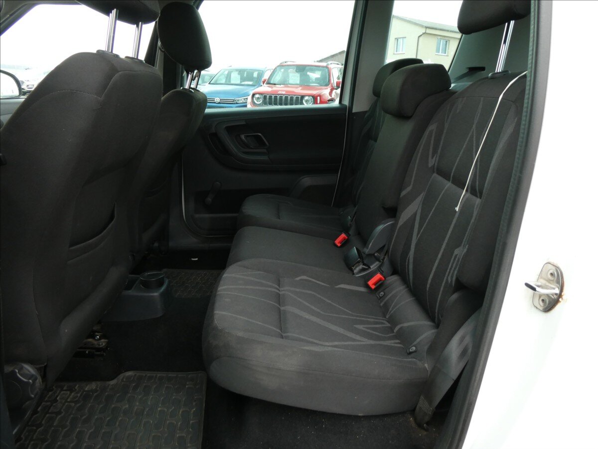 Škoda Roomster MPV 1,6 l 77 kw