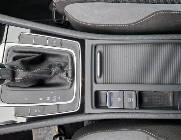 Volkswagen Golf Hatchback 1,4 l 110 kw