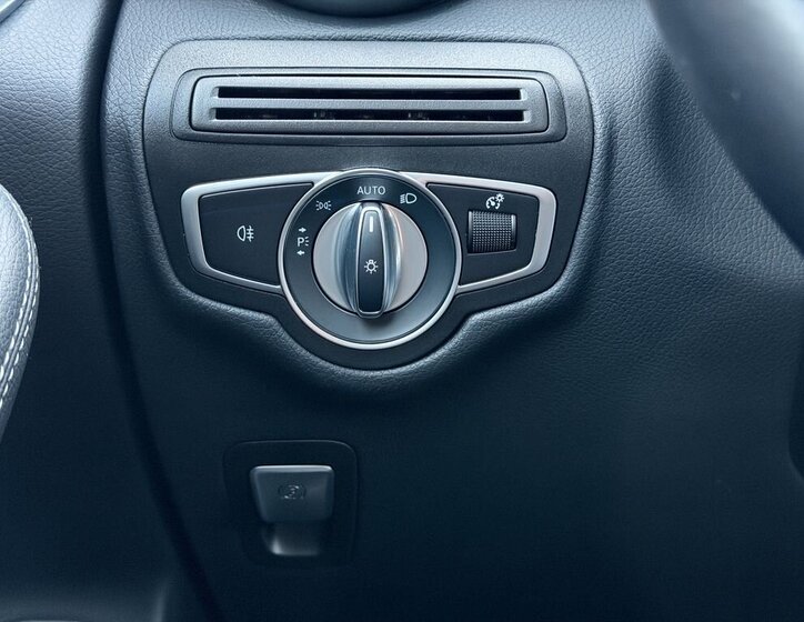 Mercedes-Benz GLC SUV / Terénní 2,0 l 143 kw