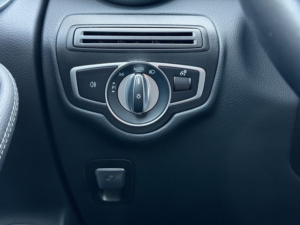 Mercedes-Benz GLC SUV / Terénní 2,0 l 143 kw