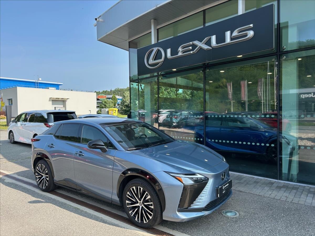 Lexus RZ 450e SUV / Terénní 0,0 230 kw