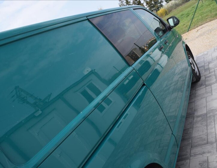 Volkswagen Transporter Kombi 2,0 l 110 kw
