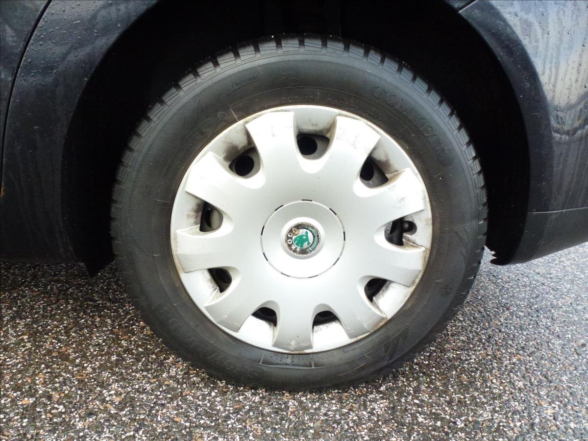 Volkswagen Touran Kombi 2,0 l 100 kw