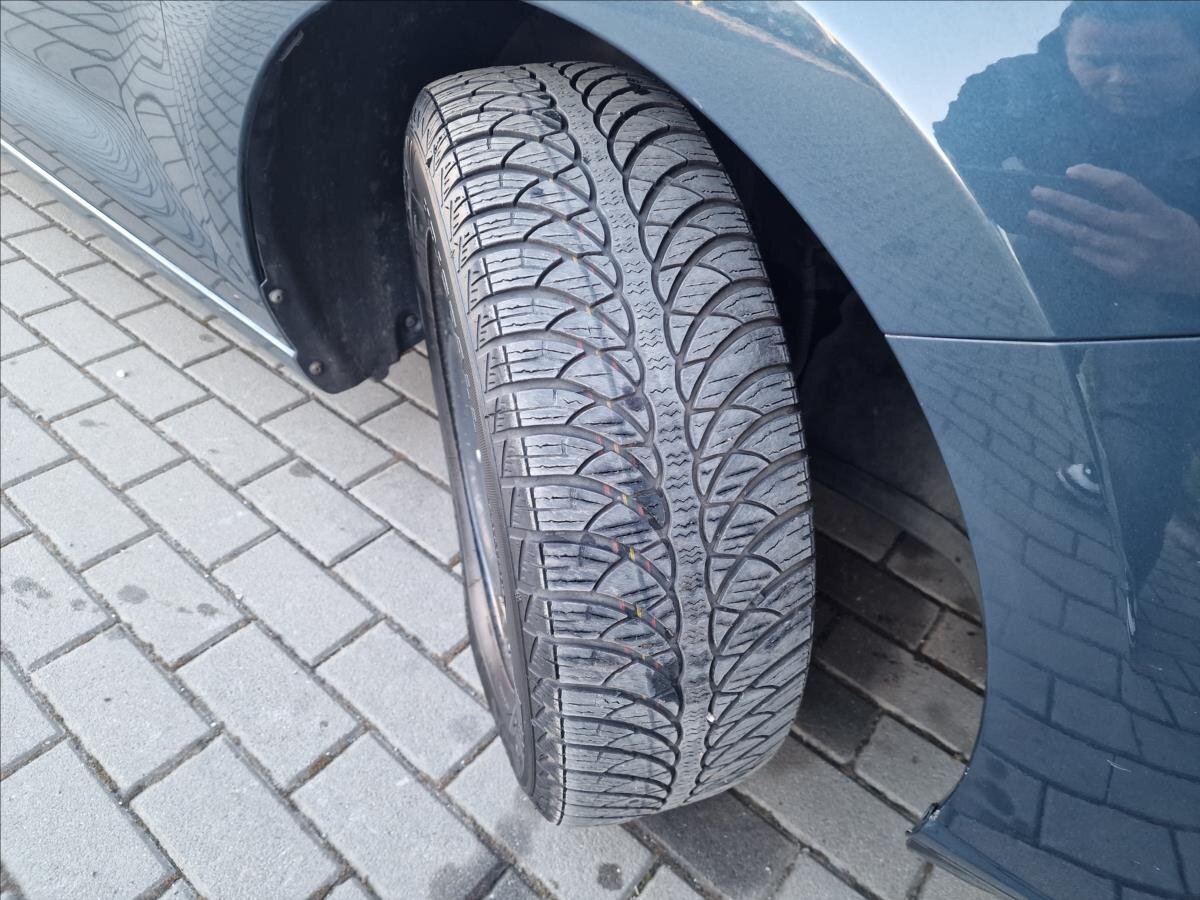 Hyundai i30 Kombi 1,6 l 85 kw