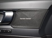 Volvo XC40 SUV / Terénní 2,0 l 120 kw