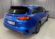 KIA Ceed 8