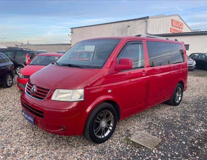 Volkswagen Transporter 1