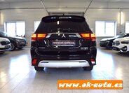 Mitsubishi Outlander SUV 0,0 0