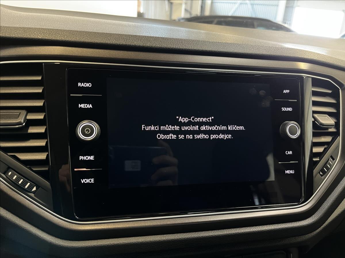 Volkswagen T-Roc SUV 1,5 l 110 kw