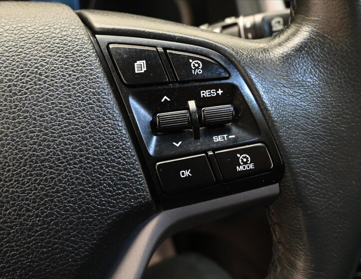 Hyundai Tucson SUV 2,0 l 100 kw