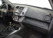 Toyota RAV4 SUV / Terénní 2,2 l 130 kw