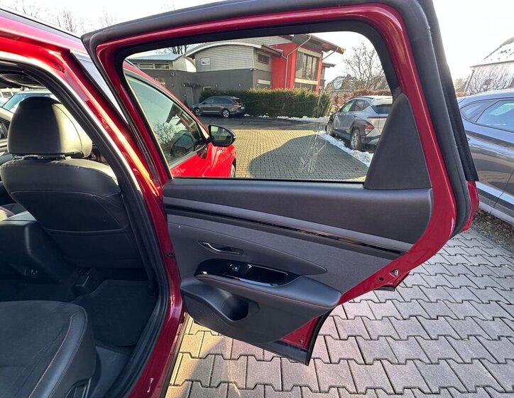 Hyundai Tucson SUV 1,6 l 110 kw