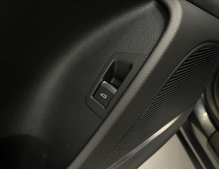 Audi SQ8 SUV 4,0 l 373 kw