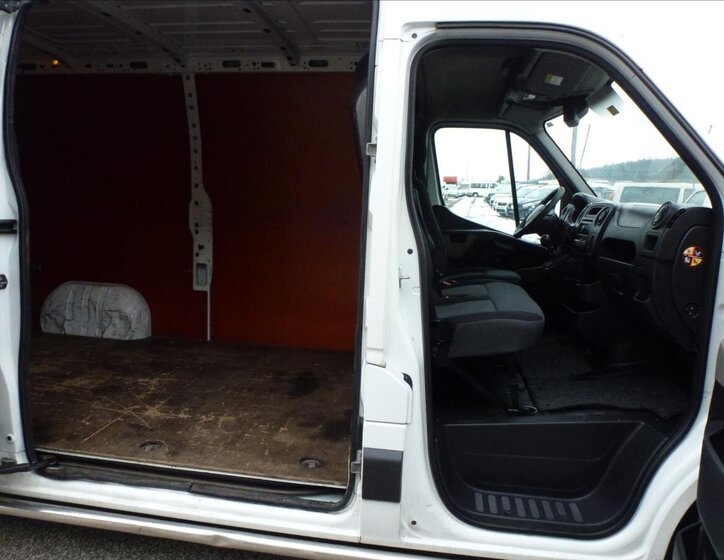 Renault Master 21