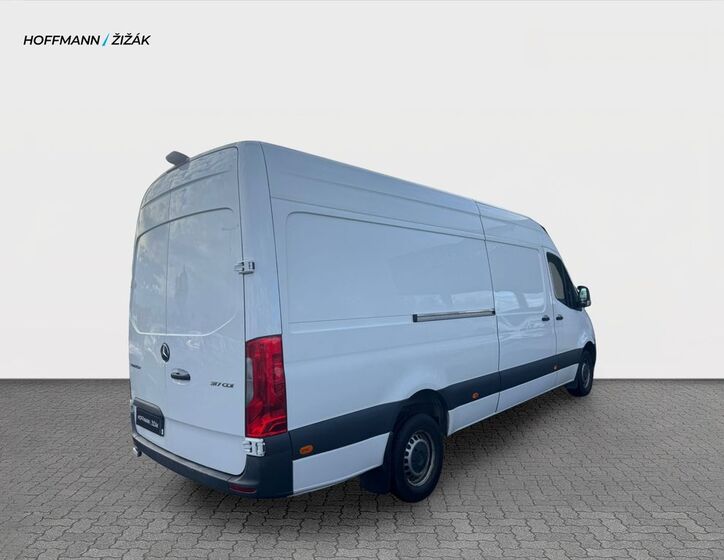 Mercedes-Benz Sprinter 5