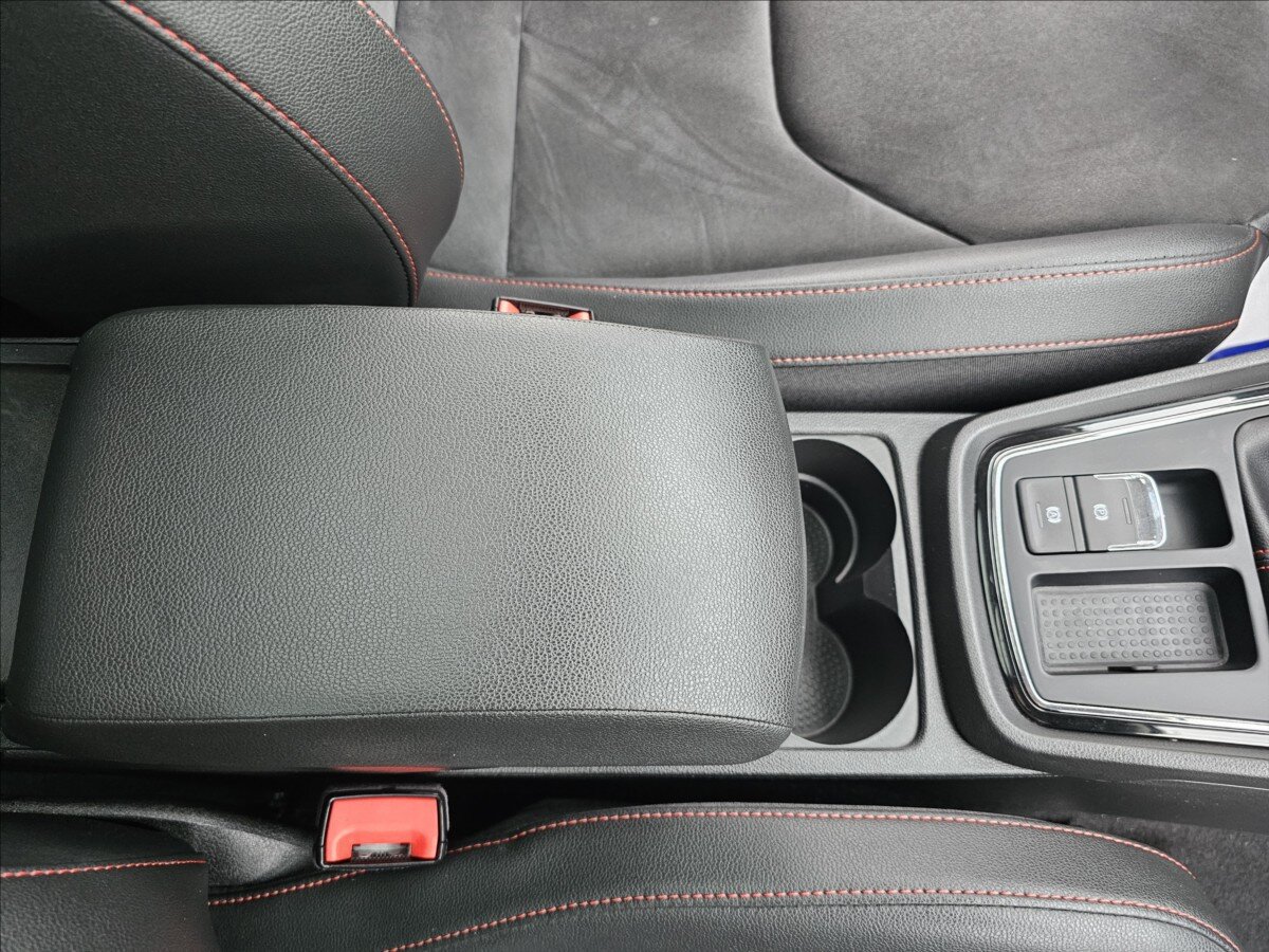 Seat Leon Hatchback 1,4 l 110 kw