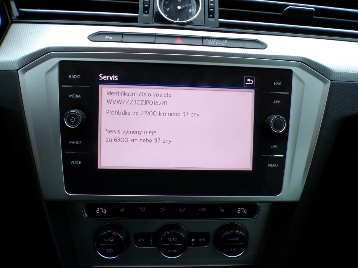 Volkswagen Passat Kombi 1,6 l 88 kw