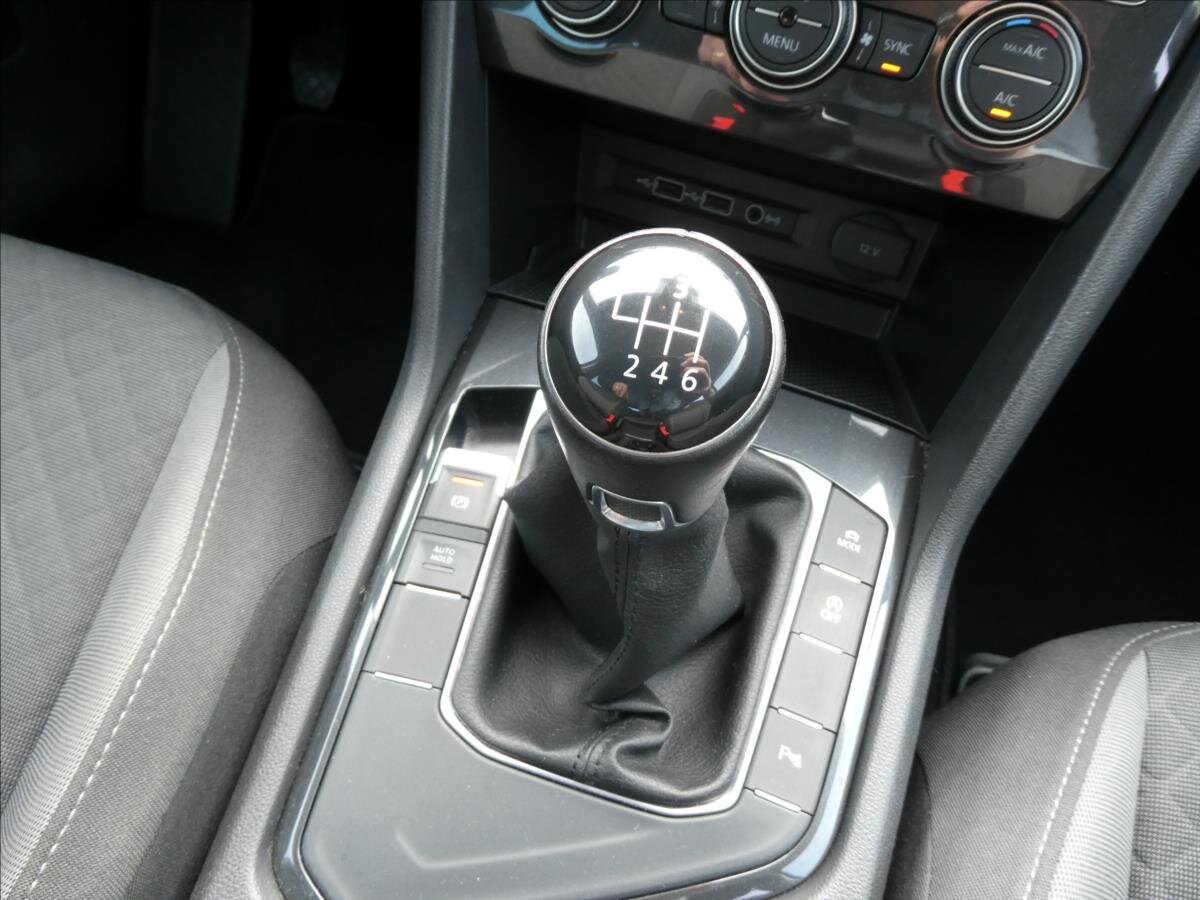 Volkswagen Tiguan SUV / Terénní 2,0 l 110 kw