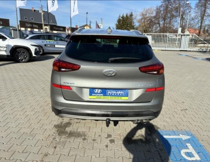 Hyundai Tucson SUV 1,6 l 130 kw
