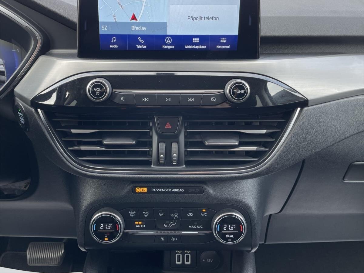 Ford Kuga SUV / Terénní 1,5 l 88 kw