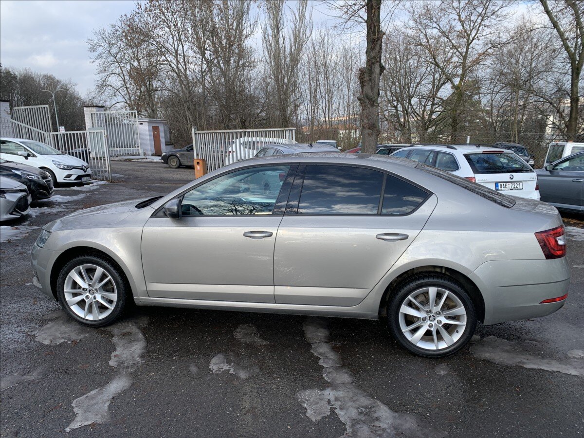 Škoda Octavia Sedan 2,0 l 110 kw