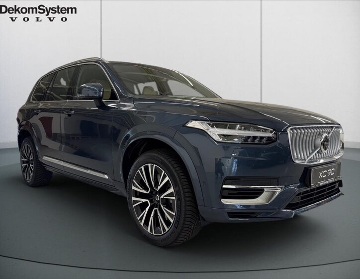 Volvo XC90 SUV / Terénní 2,0 l 335 kw